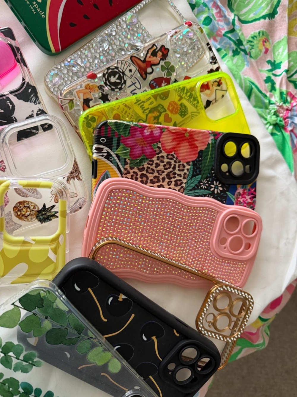 Mixed Color Assorted Apple 14 Pro Max Phone Case Bundle - Multiple Bright Design - Picture 3 of 5